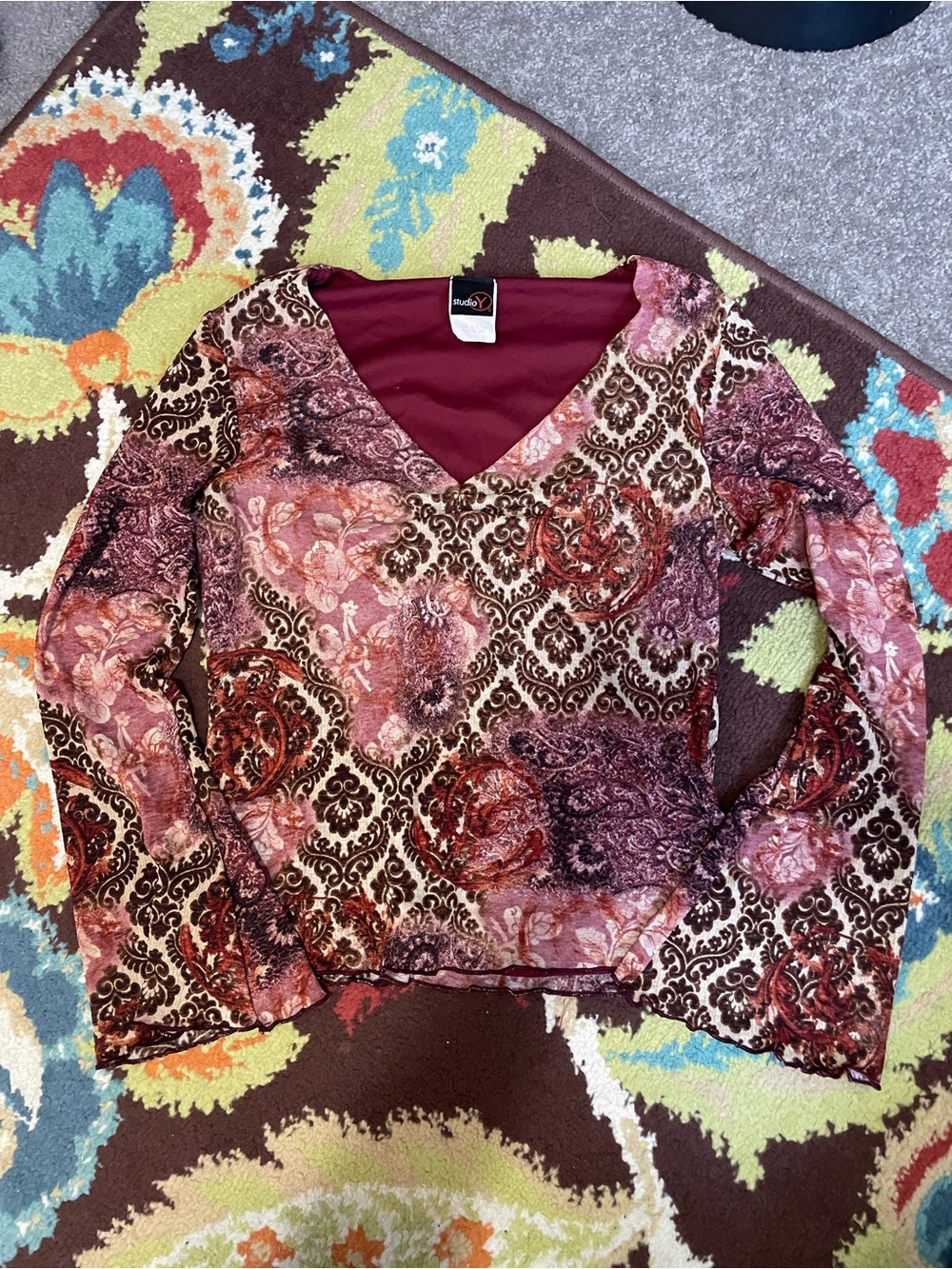 Studio Y Burgundy Multi Floral/Damask V-Neck Long Sleeve Top